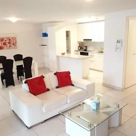 Modern Apt 605 Apartament